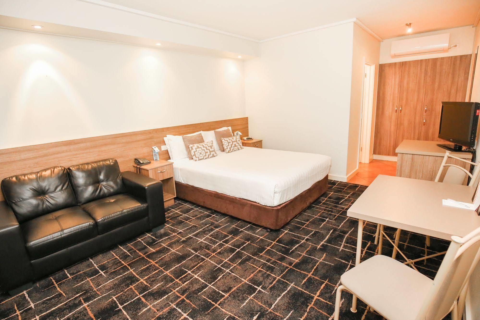 Commodore Mildura Motel Eksteriør bilde