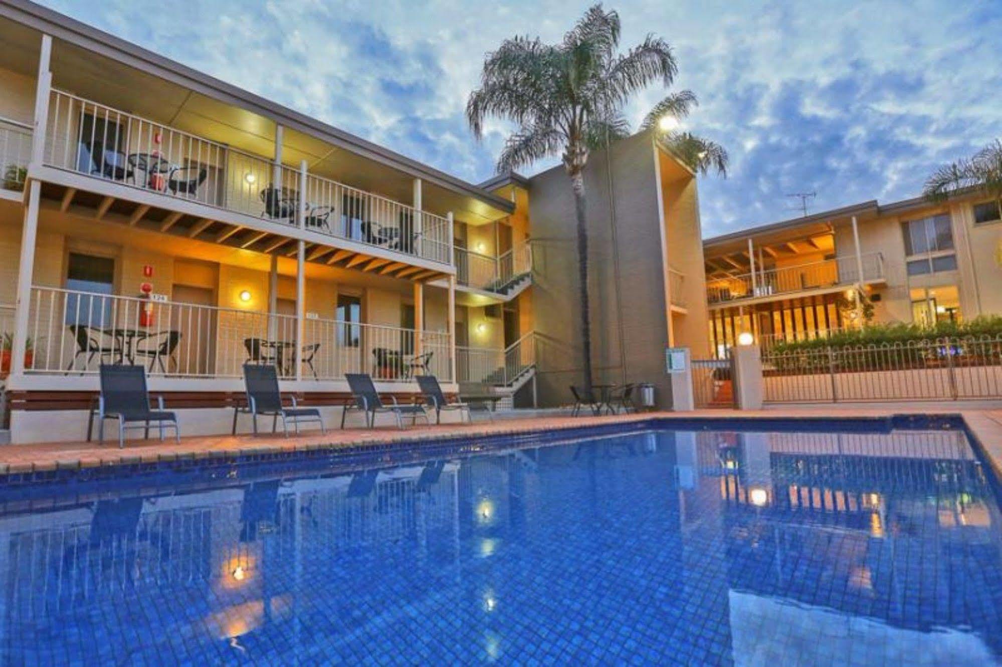 Commodore Mildura Motel Eksteriør bilde