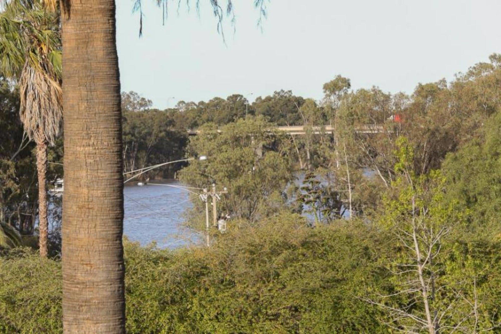 Commodore Mildura Motel Eksteriør bilde